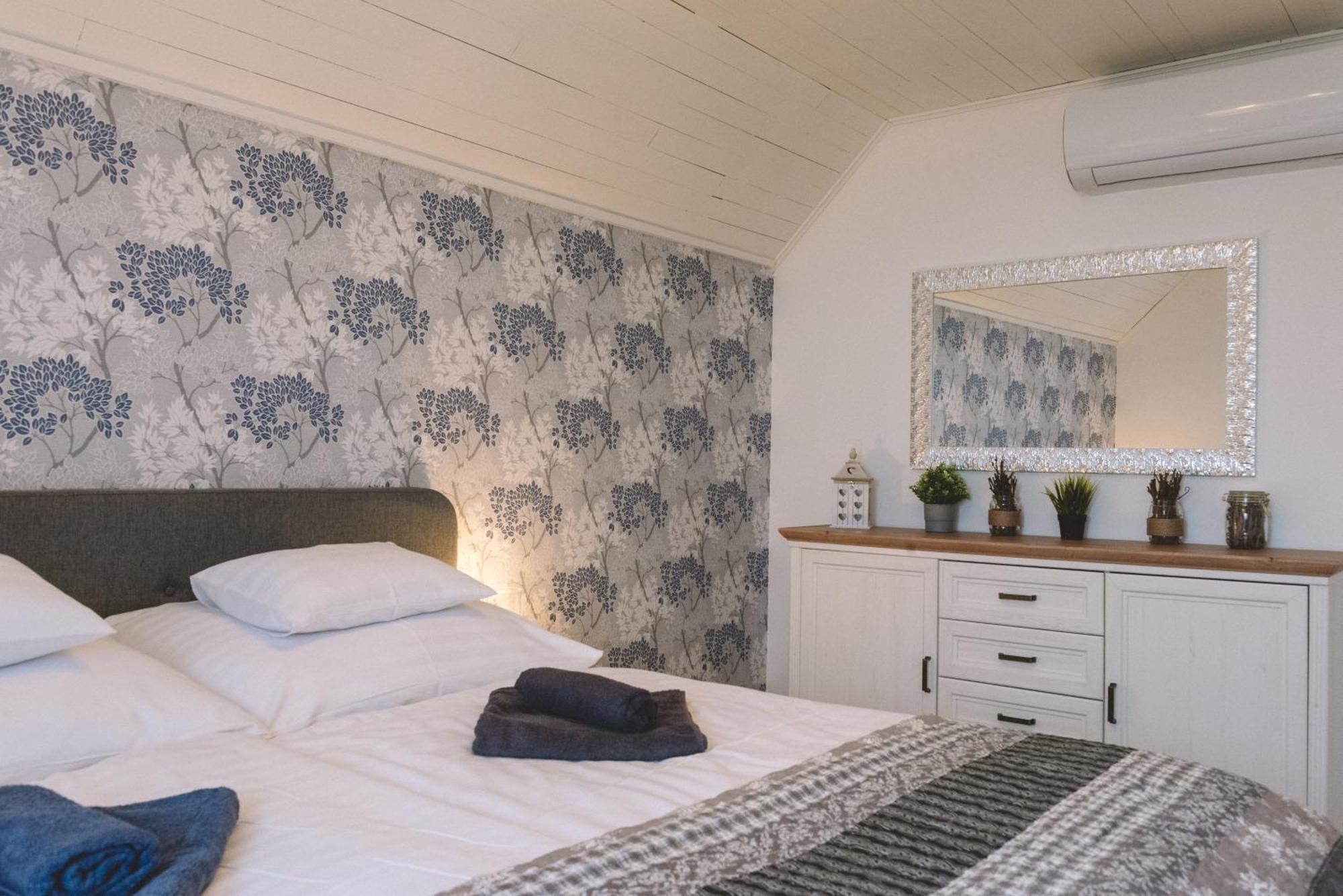 Panorama Apartmanhaz Badacsonytomaj Dış mekan fotoğraf